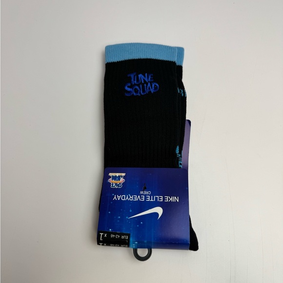 tune squad socks nike